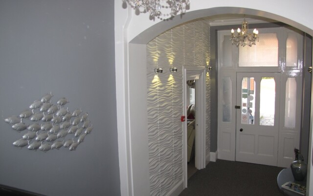 Ashmira Guest House