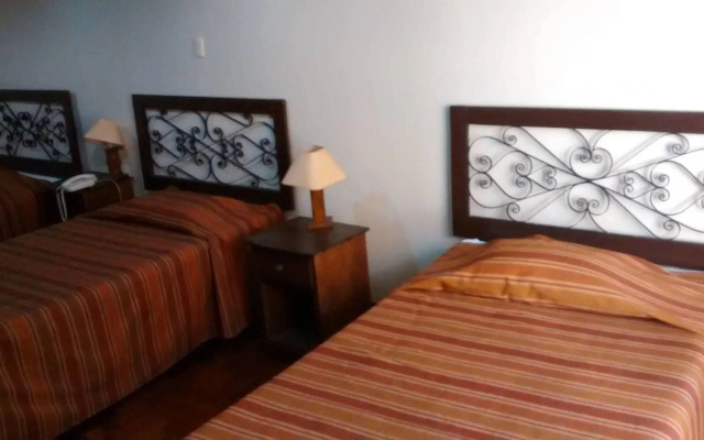 Hostal Los Angeles Amigos Inn
