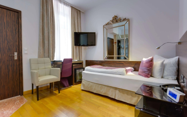 Best Western Plus Hotel Arcadia