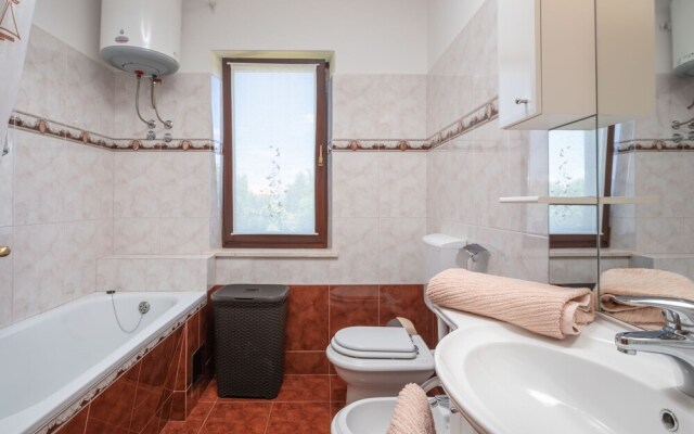 Ana Ru i i Sveta Nedelja