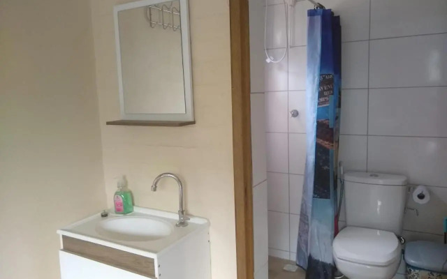 Hostel Dina & Suítes