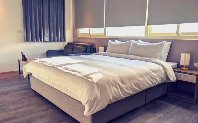 LanCheng Le Petit Voy