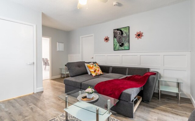 2BR Apartment Near Waterfalls Trails Parks