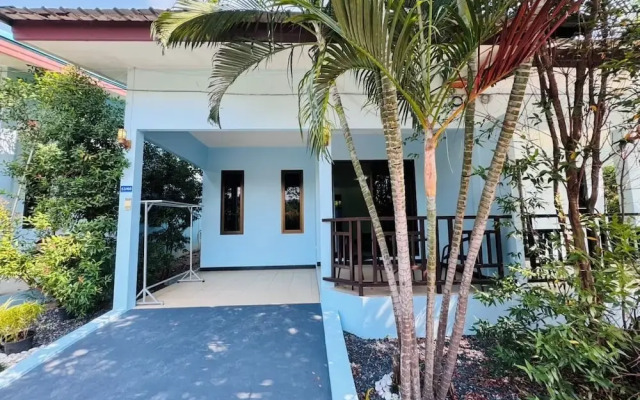 Peaceful house in Naiharn