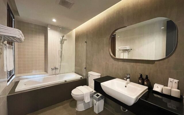 The Rise Suites Hotel Chiang Mai