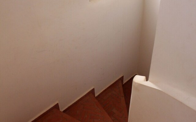 Tifawin Apartment