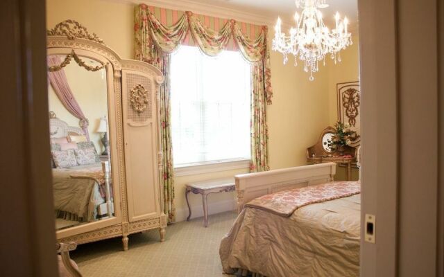 Fountainview Mansion