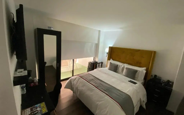 Suites Arboleda 215