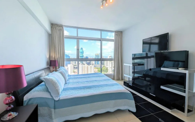 Yc 3602 l Apartamento 2BR en av Balboa