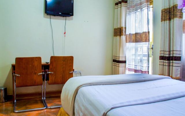 Capricon Executive Hotel