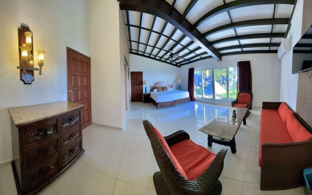 Hotel Tesoro Beach