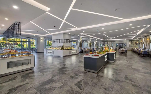 Mövenpick Resort Antalya Tekirova