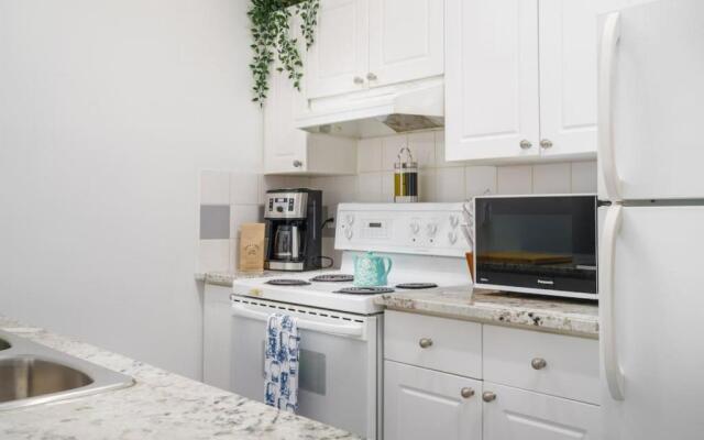 The Spruce, Western Boho DT 2 Bed and Makeup Room