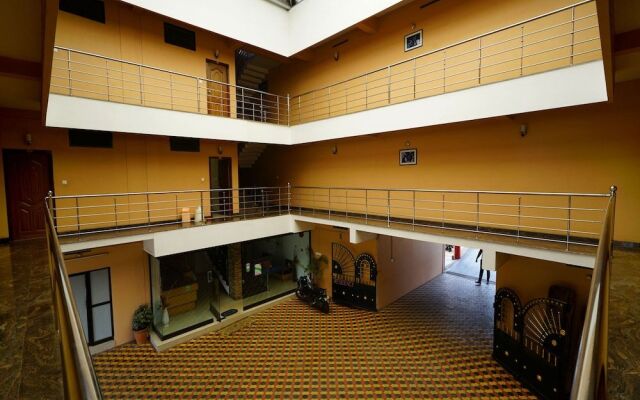 OYO 10069 Peter's Hill View Residency