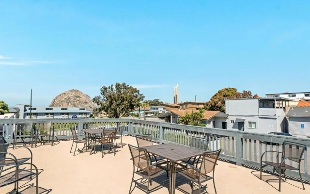 Pacific Shores Inn