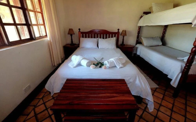 Antelope Park Safari Lodge