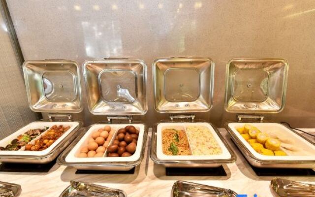 Shenyang Tiexi Plaza Vientiane Hui Atour Light Hotel