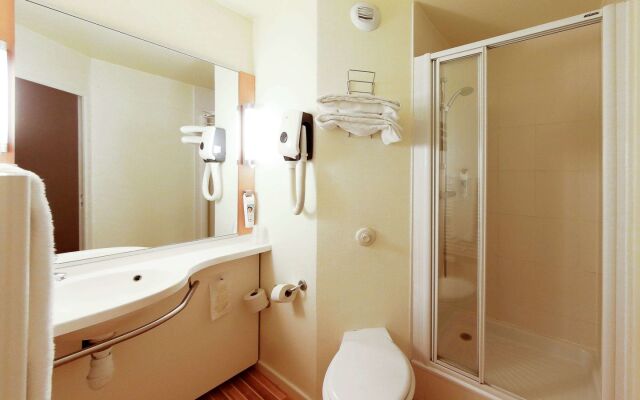 Hôtel ibis Dole Sud Choisey