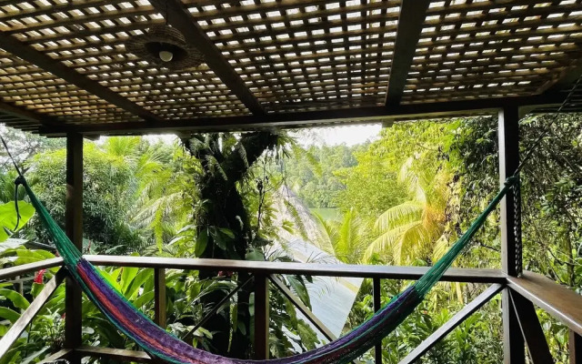 Palmeras del Río Hotel