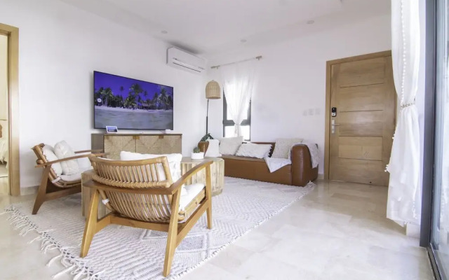 New Beachfront Penthouse by RedAwning
