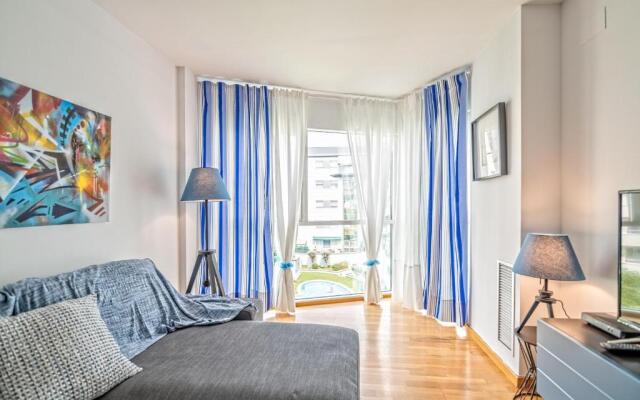 Apartamento lujo& piscina junto Barcelona Centro