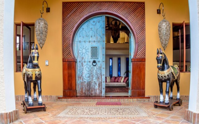 5-star villa for rent in Moroccan-style