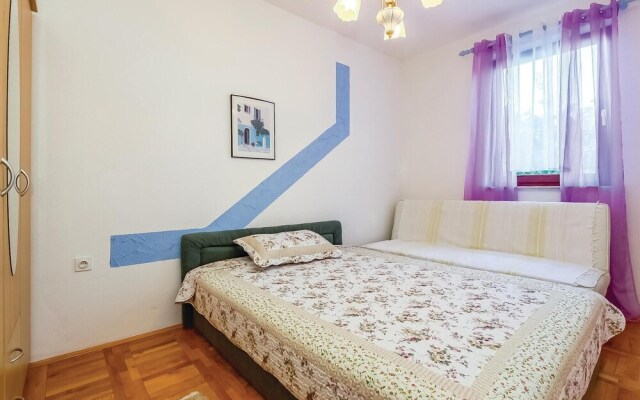 Beautiful Home in Crikvenica With Wifi and 3 Bedrooms