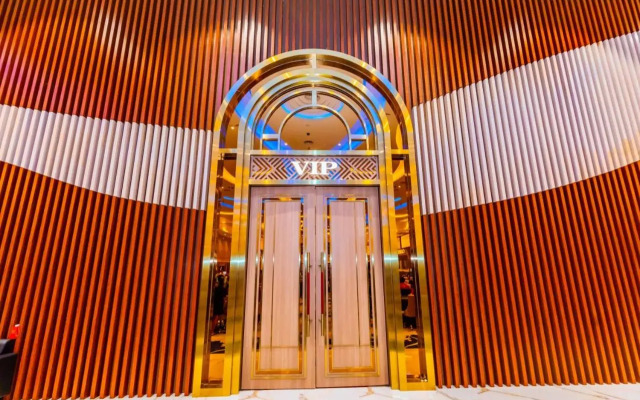 Titan King Casino and Resort