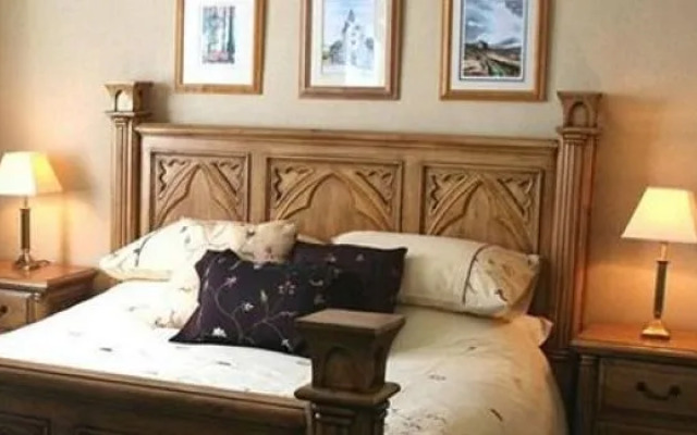 The Cross Keys Hotel