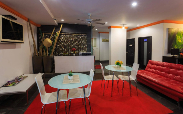 2C Phuket Hotel