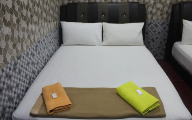 Sungai Besi Hotel