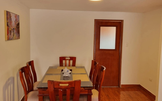 Apart Hotel Cabral a 5 minutos del Jockey Plaza