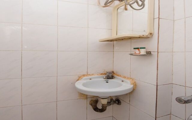 OYO 13471 Hotel HomeStay