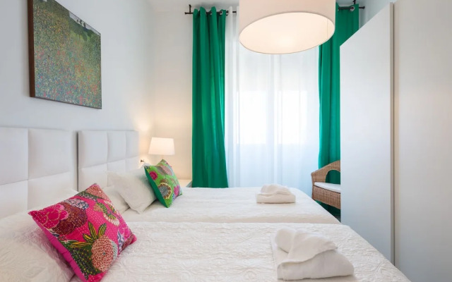 Caleta Homes - Apartamentos Tribuna