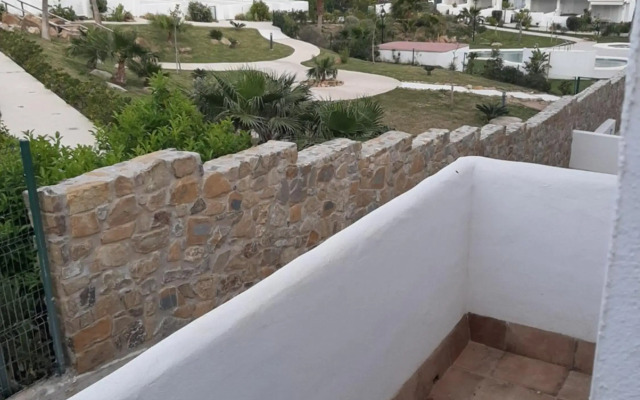 Rompeolas 16-Atlanterra