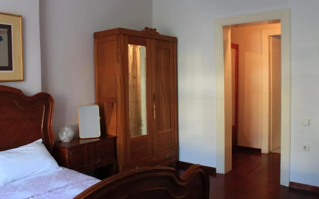 The Emerald City Central Apartment, 2-bdrms