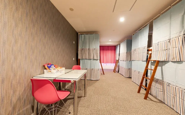 Nikko Inn Minamisenba - Hostel