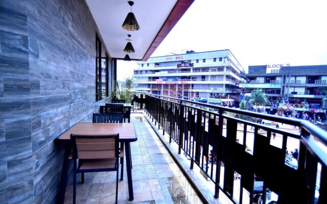 Victoria Mews Hotel