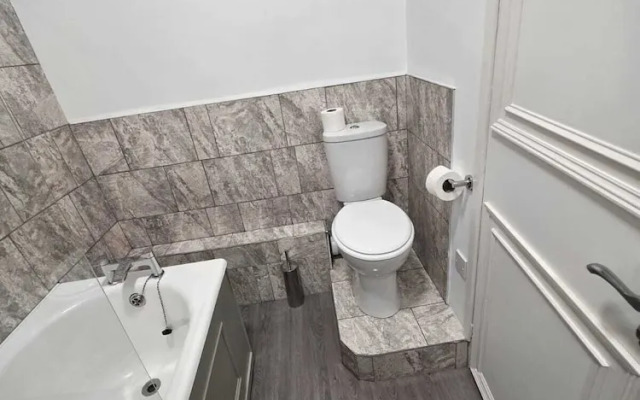 Maes Y Neuadd Country House