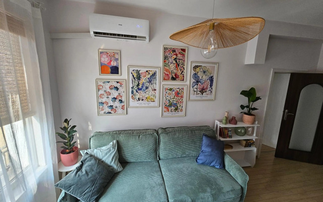 NIKA'S 2BD, Modern, Dondukov Apartment