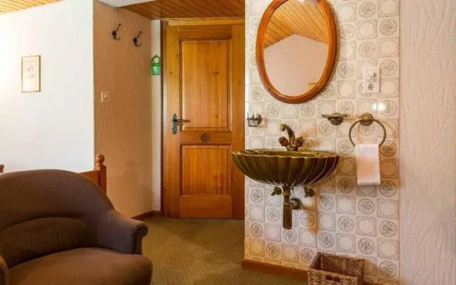Swiss Chalet-Style Hotel Walliser Spycher