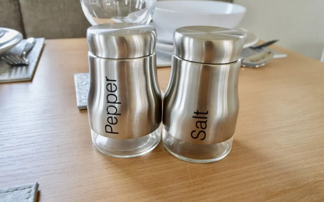 Tattershall Lakes Luxury Caravan With Hot tub