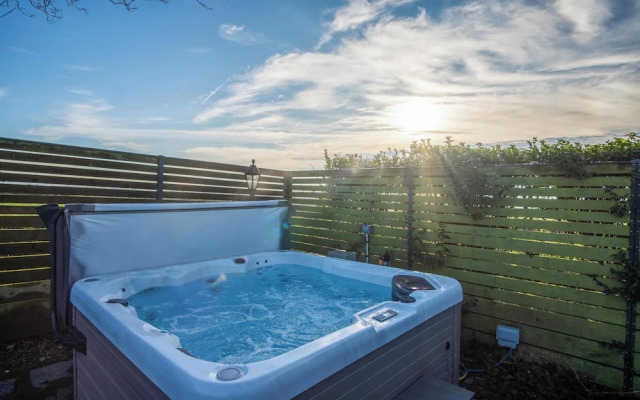 The Beacon - 3 Bed - Ludchurch