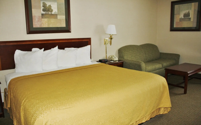 Quality Inn Plainfield I-395