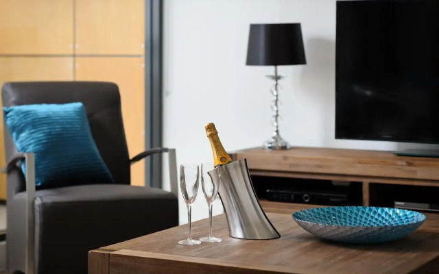 Park Avenue - IKON Glen Waverley