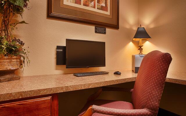 Best Western South Plains Inn & Suites