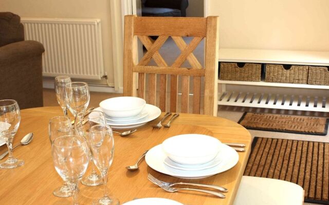 Cotswolds Valleys Accommodation Springfl