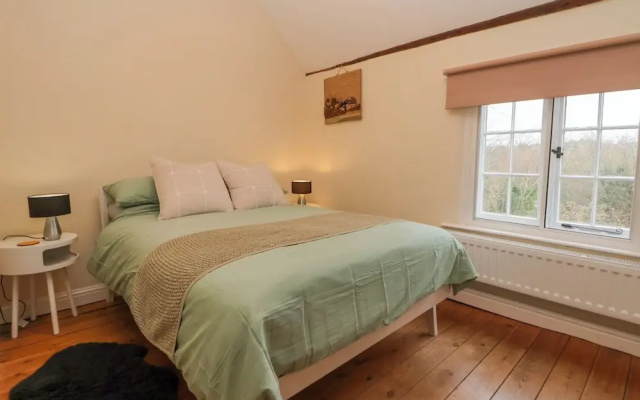 Medlar Cottage