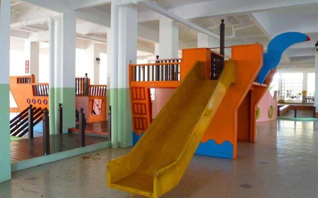 Coastal Park Apartments