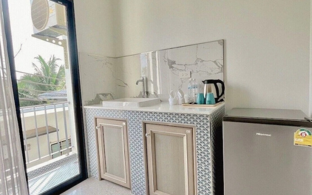 Calamint Residence Hotel